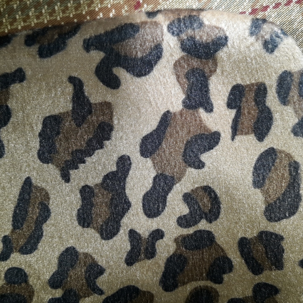 🌺LEOPARD PRINT Purse - Picture 6 of 6